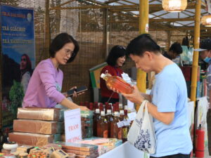 Khó khăn khi nhập hàng tại hội chợ OCOP