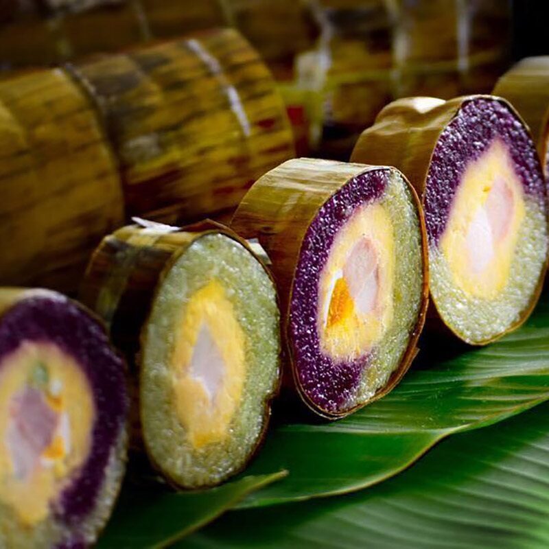 Bánh Tét lá cẩm Cần Thơ